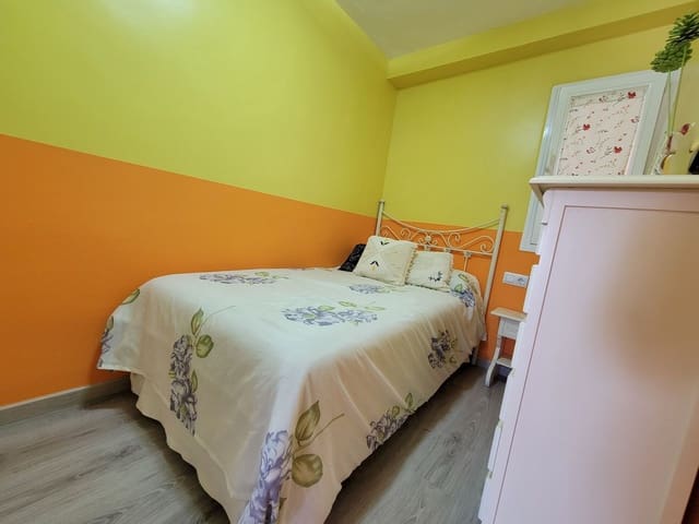 3 bedroom Apartment for sale in Puerto, Calpe / Calp with garage - € 229,500 (Ref: 8786026)