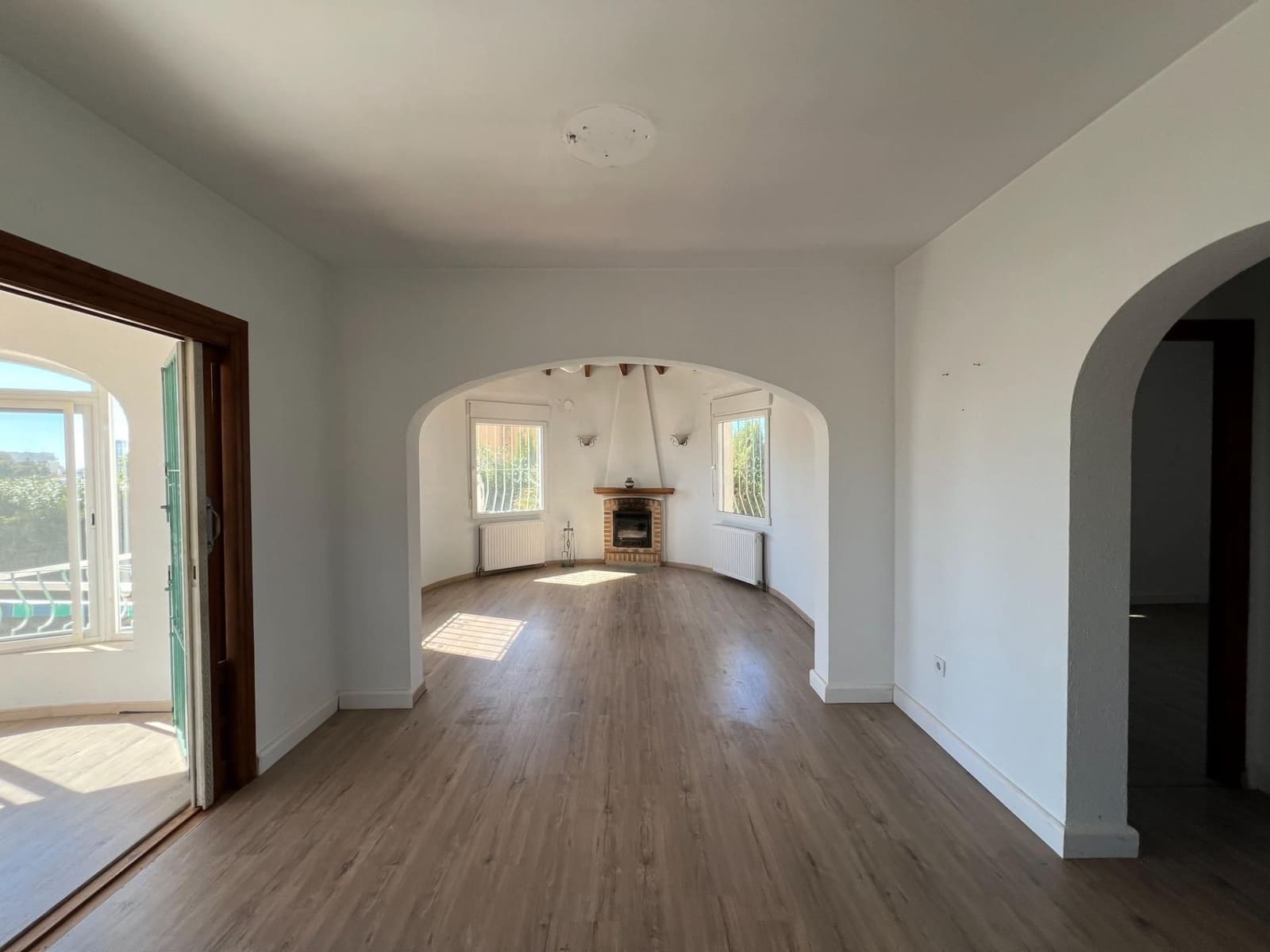 2 bedroom Villa for sale in Calpe / Calp - € 448,000 (Ref: 8907195)