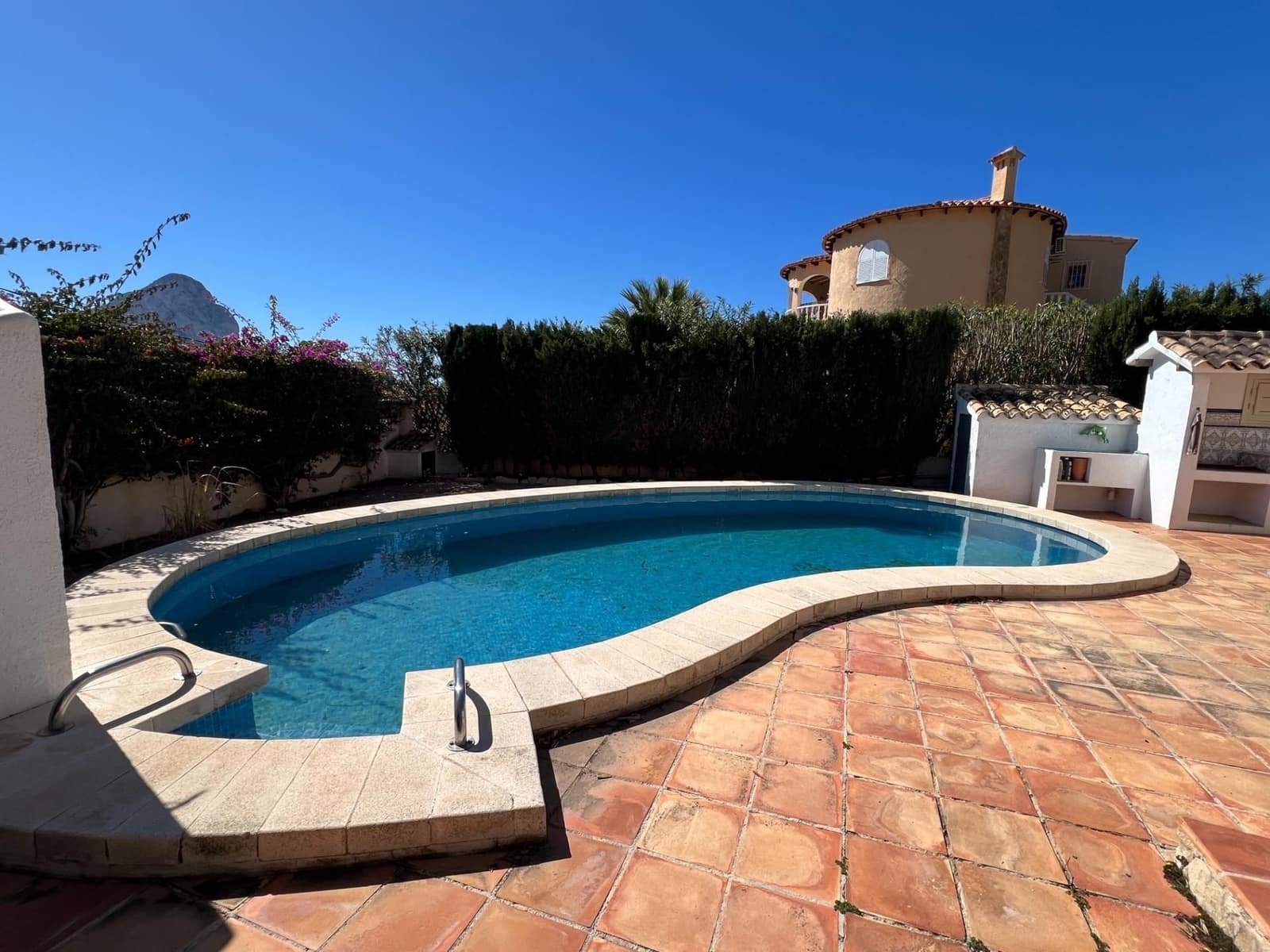2 bedroom Villa for sale in Calpe / Calp - € 448,000 (Ref: 8907195)