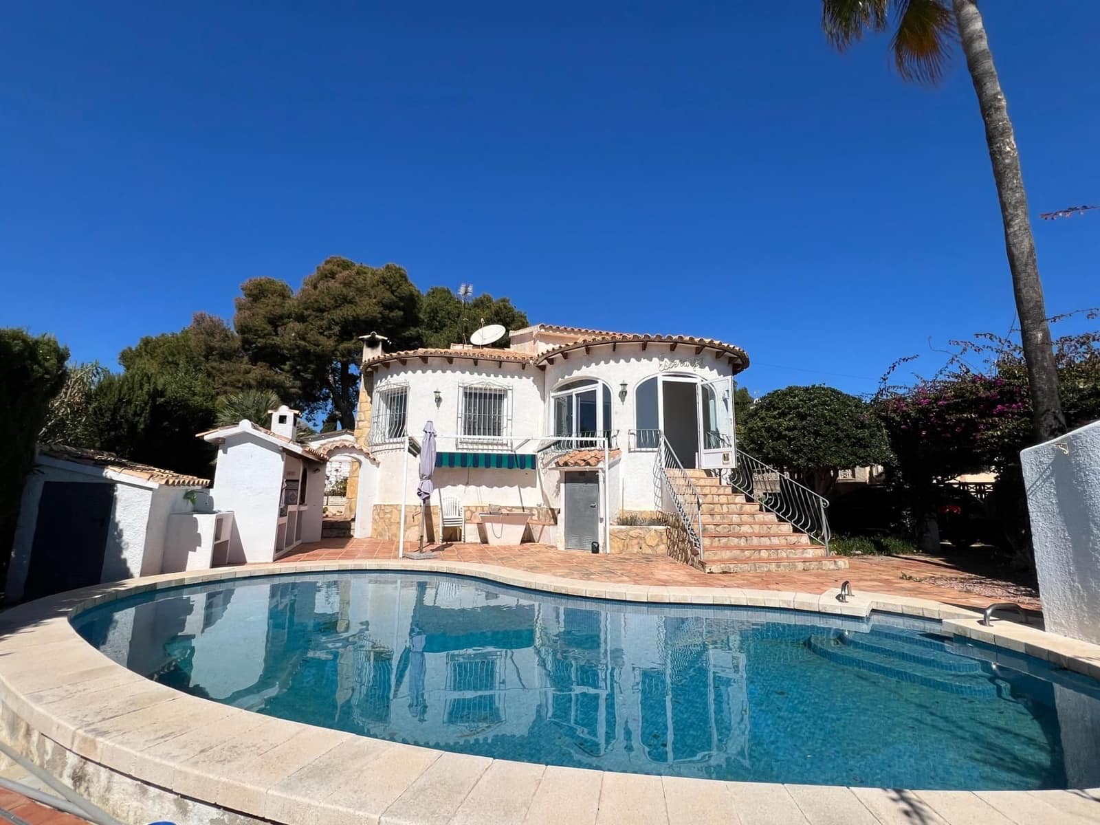 2 bedroom Villa for sale in Calpe / Calp - € 448,000 (Ref: 8907195)