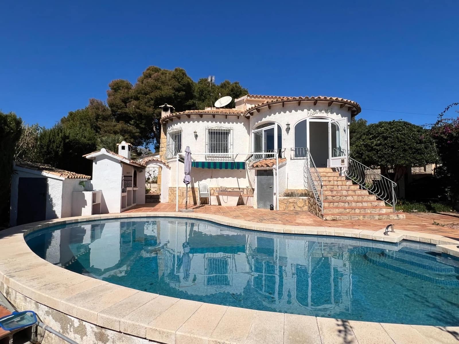 2 bedroom Villa for sale in Calpe / Calp - € 448,000 (Ref: 8907195)