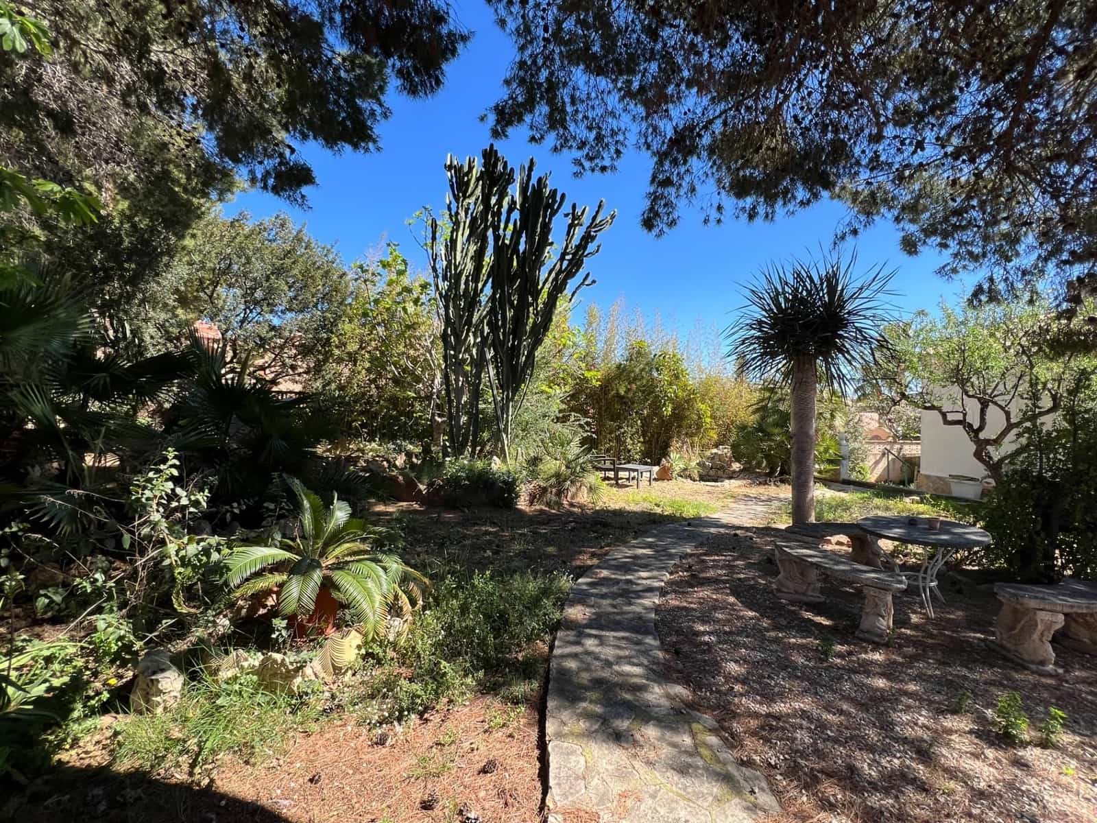 2 bedroom Villa for sale in Calpe / Calp - € 448,000 (Ref: 8907195)