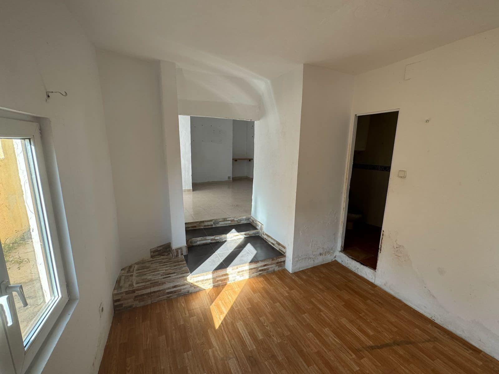 6 bedroom Villa for sale in Calpe / Calp with pool garage - € 450,000 (Ref: 8985408)