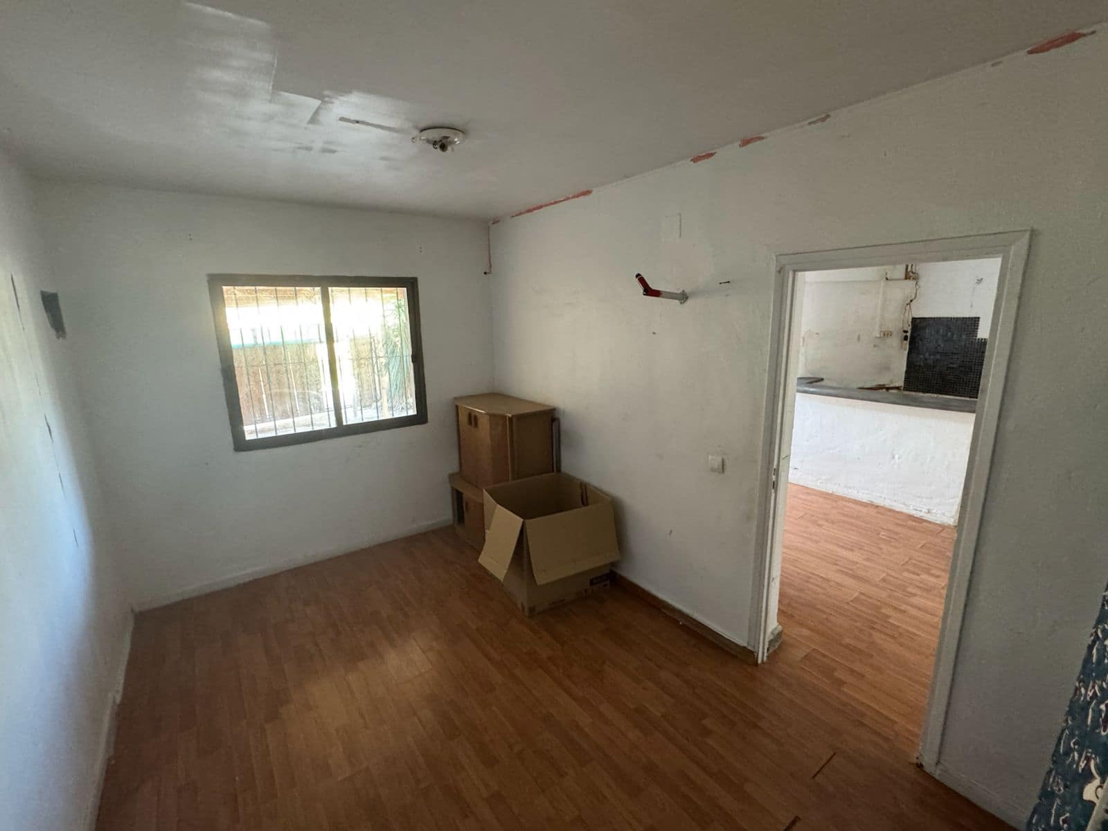 6 bedroom Villa for sale in Calpe / Calp with pool garage - € 450,000 (Ref: 8985408)