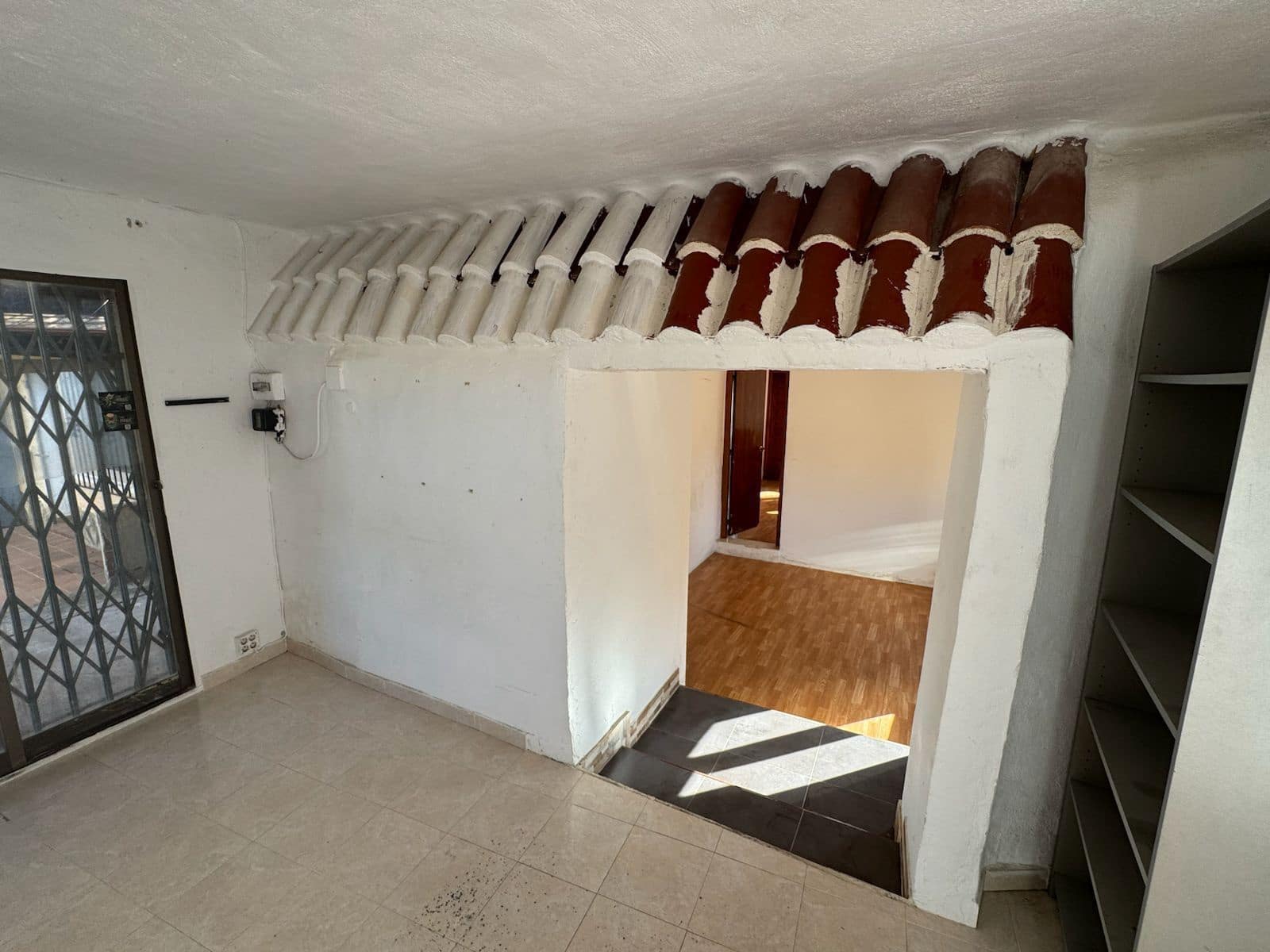 6 bedroom Villa for sale in Calpe / Calp with pool garage - € 450,000 (Ref: 8985408)