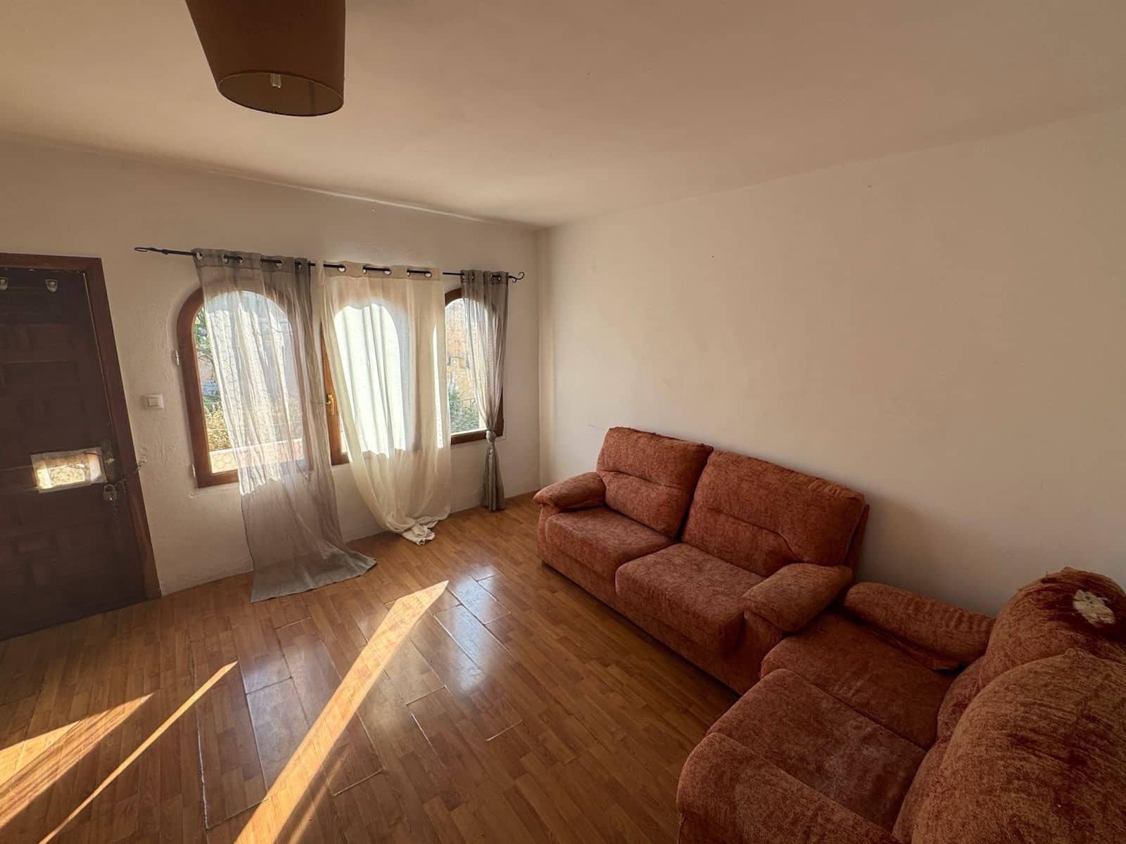 6 bedroom Villa for sale in Calpe / Calp with pool garage - € 450,000 (Ref: 8985408)