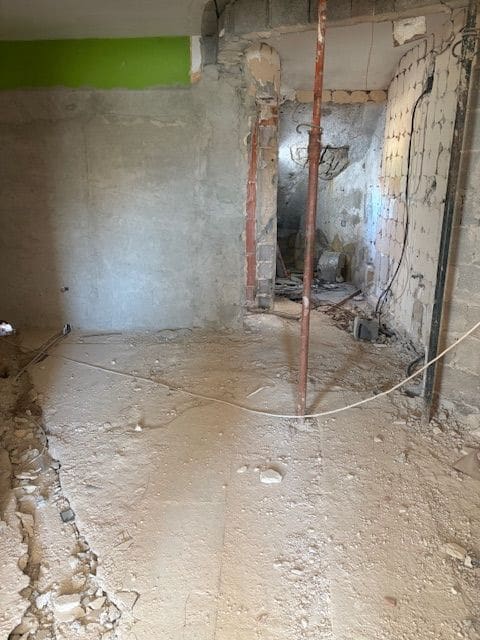 6 soverom Villa til salgs i Calpe / Calp med svømmebasseng garasje - € 450 000 (Ref: 8985408)
