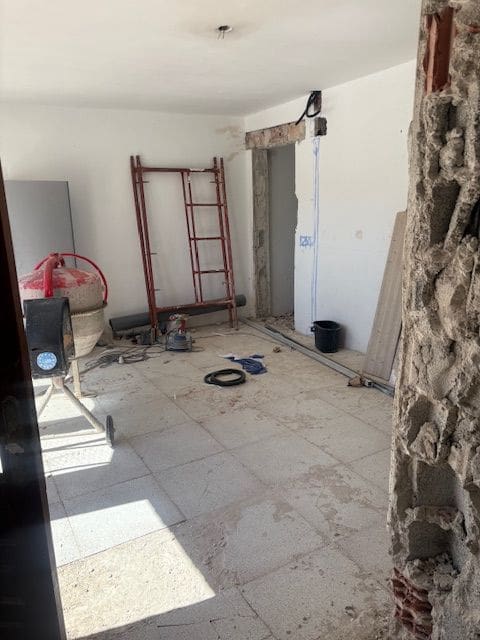6 soverom Villa til salgs i Calpe / Calp med svømmebasseng garasje - € 450 000 (Ref: 8985408)