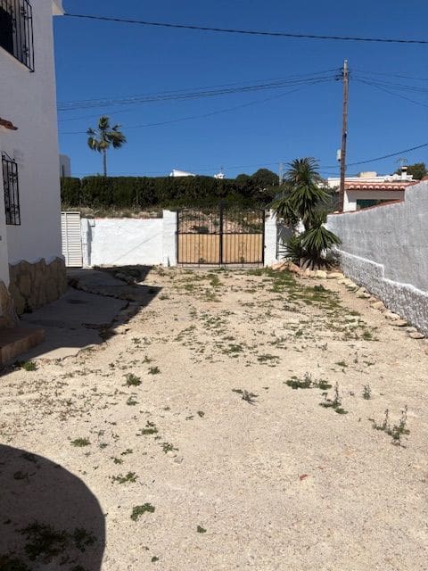 6 soverom Villa til salgs i Calpe / Calp med svømmebasseng garasje - € 450 000 (Ref: 8985408)