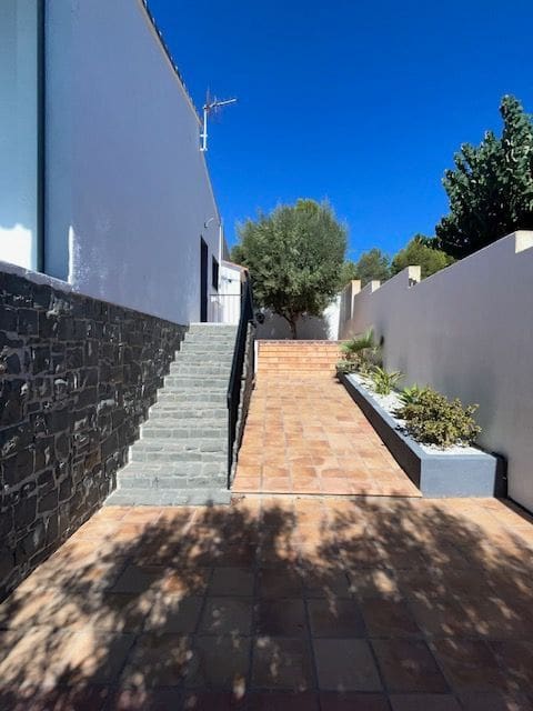 5 chambre Villa/Maison à vendre à Calpe / Calp avec garage - 749 000 € (Ref: 9209042)
