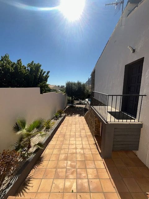 5 chambre Villa/Maison à vendre à Calpe / Calp avec garage - 749 000 € (Ref: 9209042)