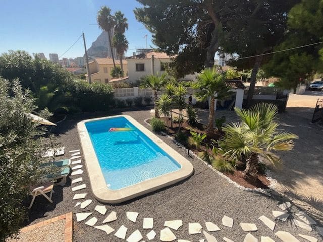 5 chambre Villa/Maison à vendre à Calpe / Calp avec garage - 749 000 € (Ref: 9209042)