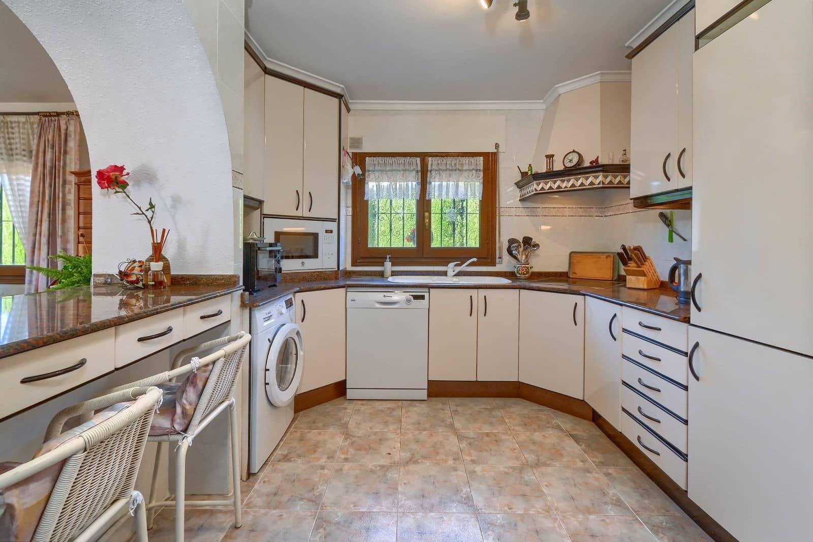 3 chambre Villa/Maison à vendre à Calpe / Calp avec piscine garage - 510 000 € (Ref: 9219669)