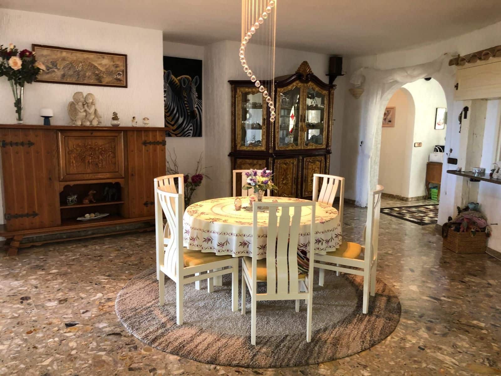 16 soverom Hotell til salgs i Calpe / Calp med svømmebasseng garasje - € 1 995 000 (Ref: 9263972)