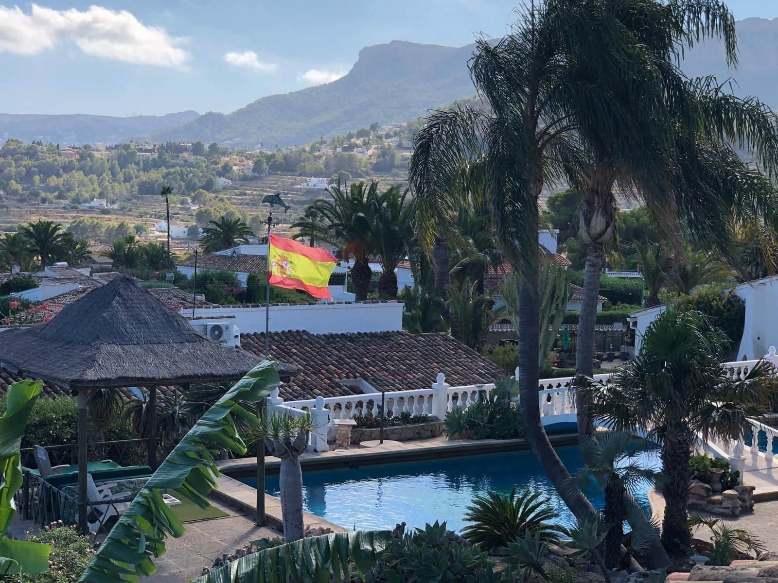 16 soverom Hotell til salgs i Calpe / Calp med svømmebasseng garasje - € 1 995 000 (Ref: 9263972)