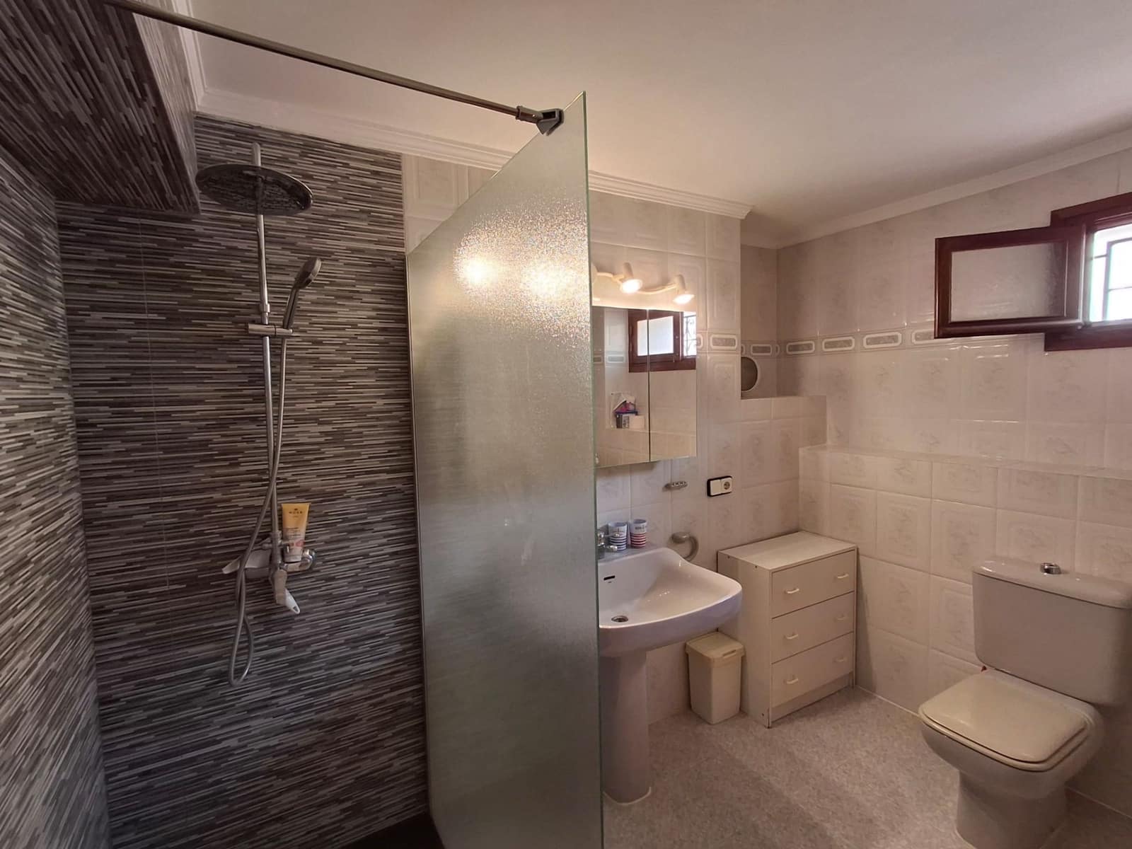 Chalet de 6 habitaciones en Calpe / Calp en venta con piscina garaje - 699.000 € (Ref: 9272044)