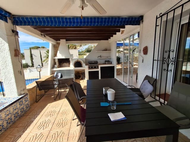 6 slaapkamer Villa te koop in Cometa - Carrió, Calpe / Calp met zwembad garage - € 699.000 (Ref: 9272044)