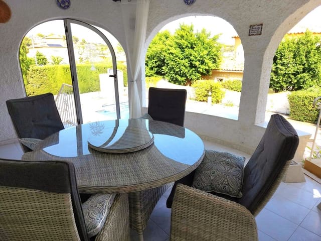 3 makuuhuone Huvila myytävänä paikassa Canuta, Calpe / Calp mukana uima-altaan 
autotalli - 550 000 € (Ref: 9280728)