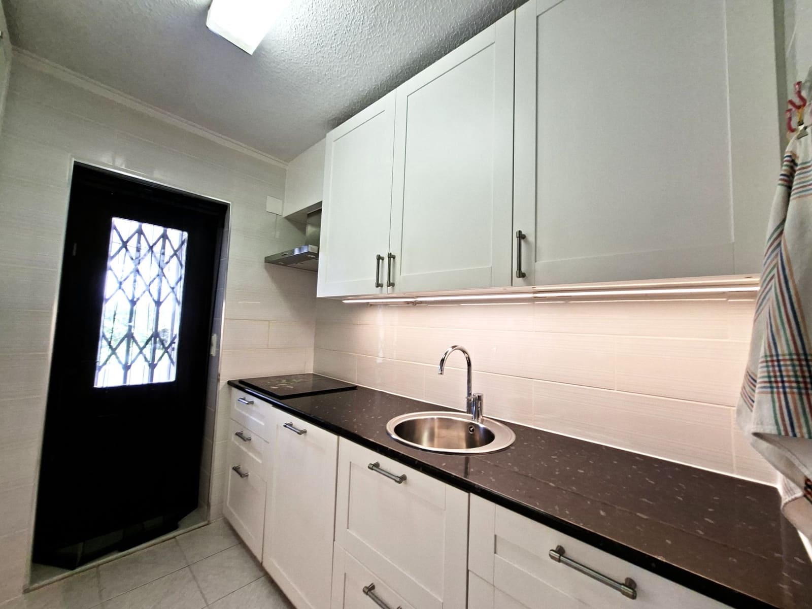 3 makuuhuone Huvila myytävänä paikassa Calpe / Calp mukana uima-altaan 
autotalli - 550 000 € (Ref: 9280728)