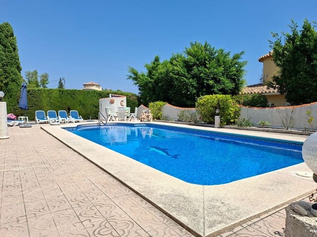 3 makuuhuone Huvila myytävänä paikassa Canuta, Calpe / Calp mukana uima-altaan 
autotalli - 550 000 € (Ref: 9280728)