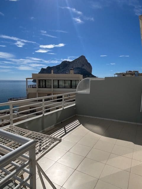 2 Zimmer Apartment zu verkaufen in Calpe / Calp mit Pool - 315.000 € (Ref: 9330064)