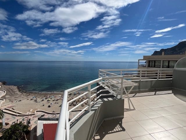 2 Zimmer Apartment zu verkaufen in Calpe / Calp mit Pool - 315.000 € (Ref: 9330064)