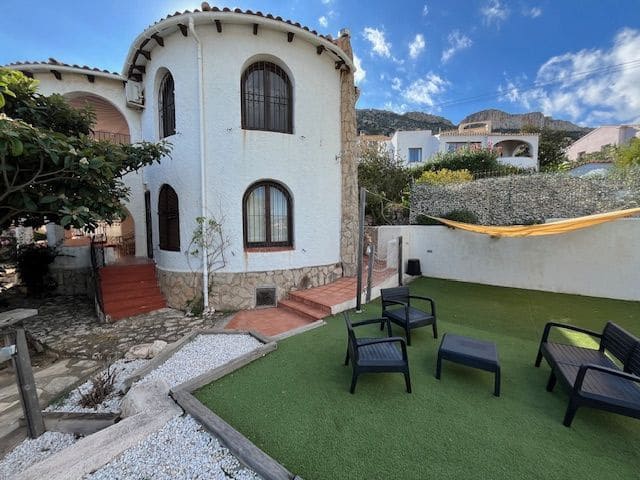 3 slaapkamer Villa te koop in Calpe / Calp met zwembad garage - € 525.000 (Ref: 9353111)
