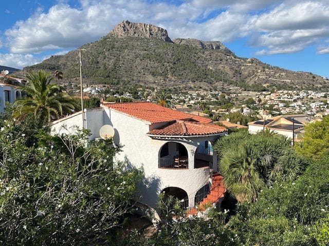 3 slaapkamer Villa te koop in Calpe / Calp met zwembad garage - € 525.000 (Ref: 9353111)