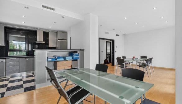 1 chambre Villa/Maison à vendre à Calpe / Calp avec garage - 690 000 € (Ref: 9358832)