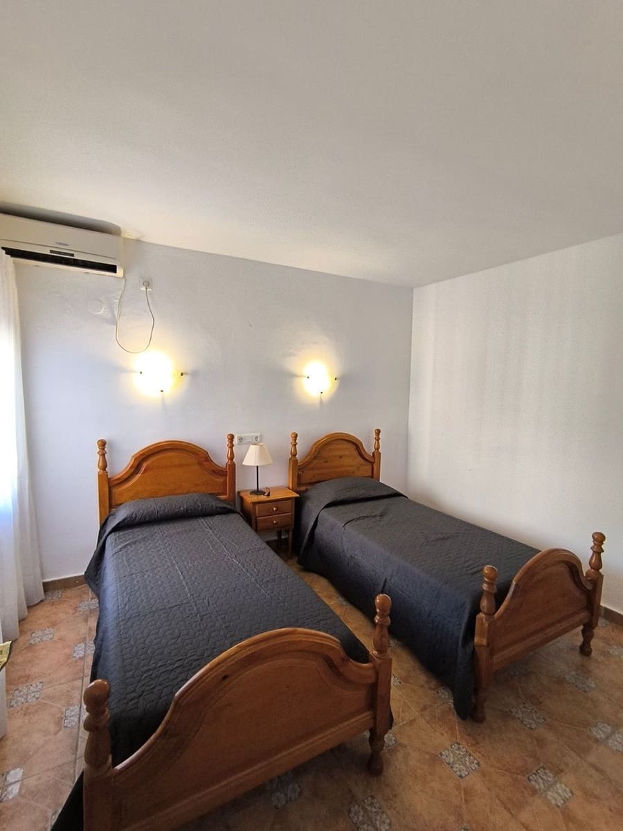 4 chambre Villa/Maison à vendre à Calpe / Calp avec piscine garage - 495 000 € (Ref: 9374924)