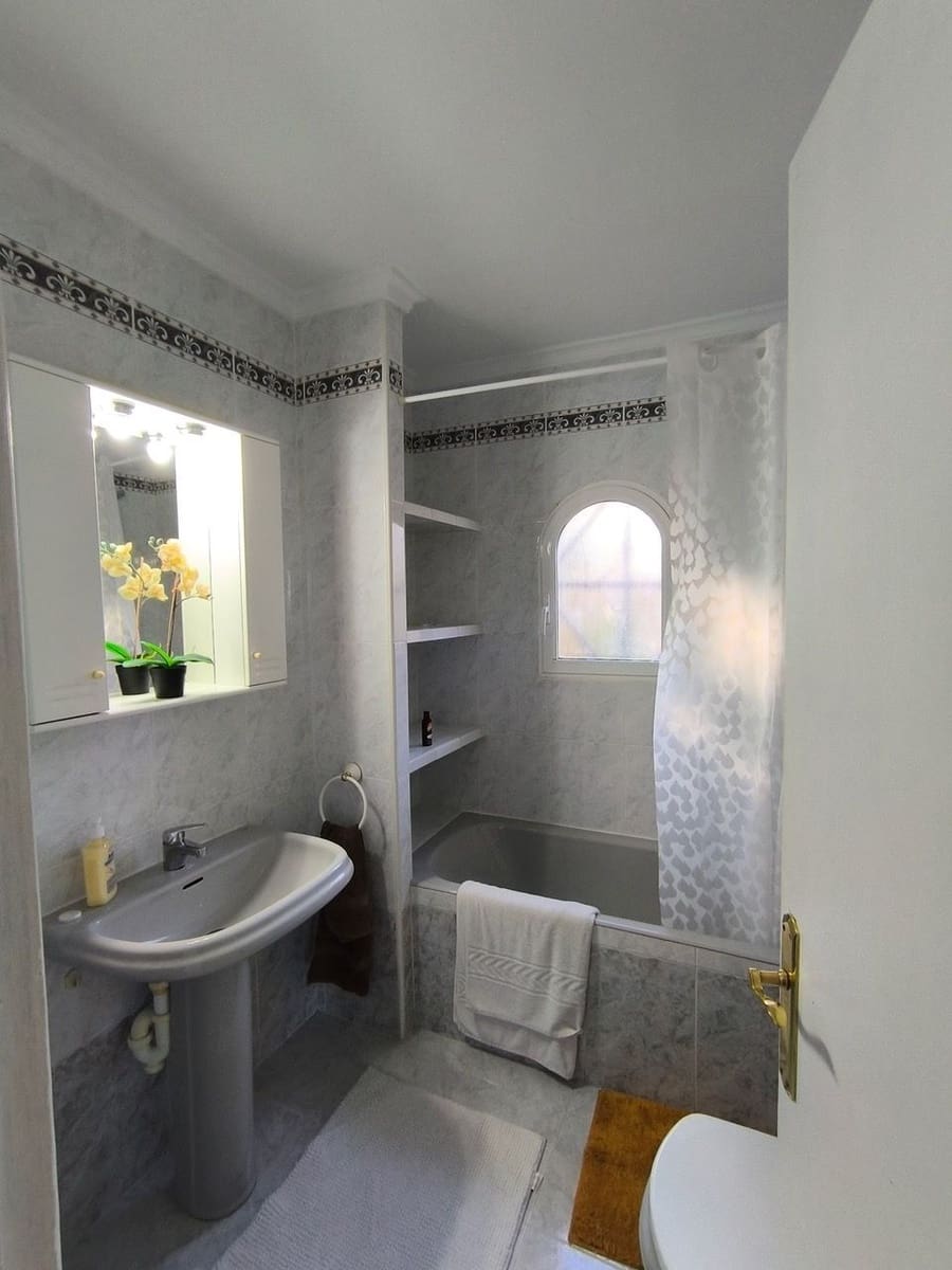 4 chambre Villa/Maison à vendre à Calpe / Calp avec piscine garage - 495 000 € (Ref: 9374924)