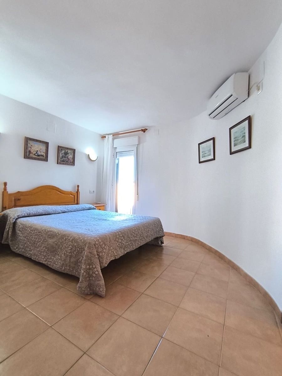 4 chambre Villa/Maison à vendre à Calpe / Calp avec piscine garage - 495 000 € (Ref: 9374924)