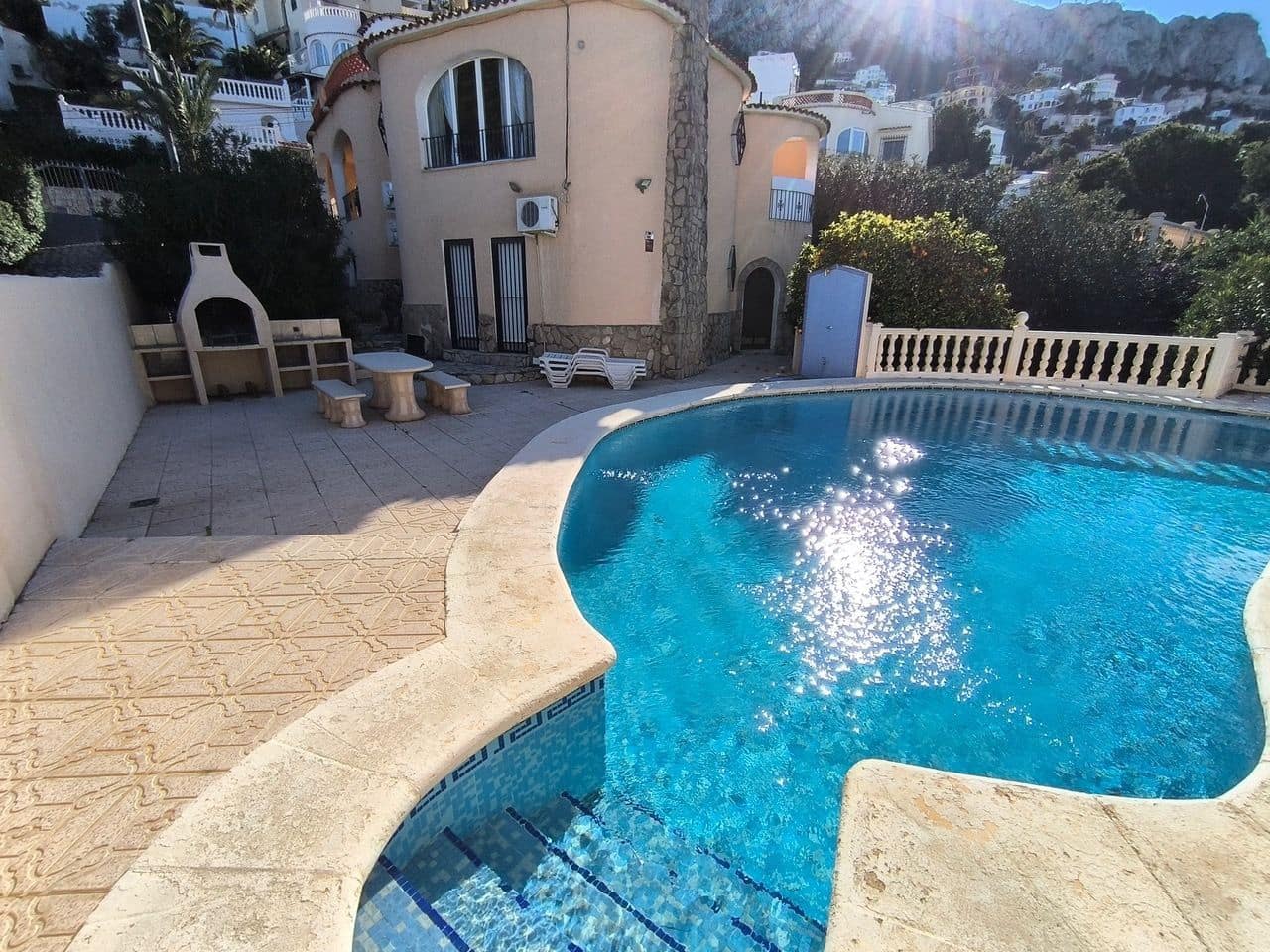 4 chambre Villa/Maison à vendre à Calpe / Calp avec piscine garage - 495 000 € (Ref: 9374924)