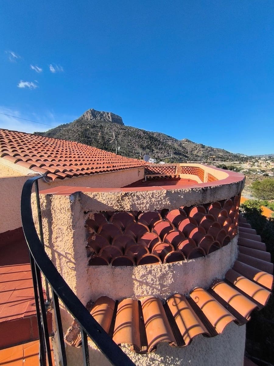 4 chambre Villa/Maison à vendre à Calpe / Calp avec piscine garage - 495 000 € (Ref: 9374924)