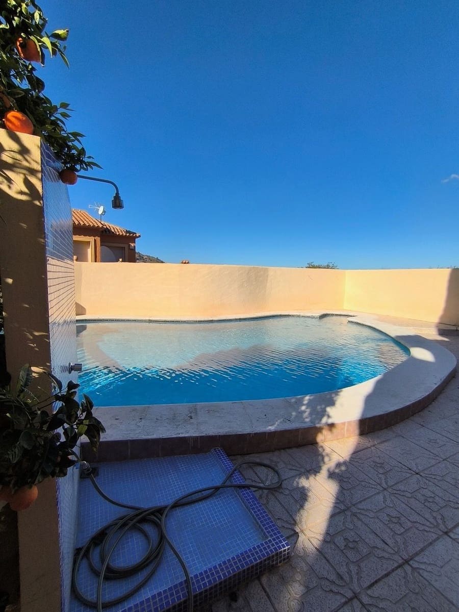 4 chambre Villa/Maison à vendre à Calpe / Calp avec piscine garage - 495 000 € (Ref: 9374924)