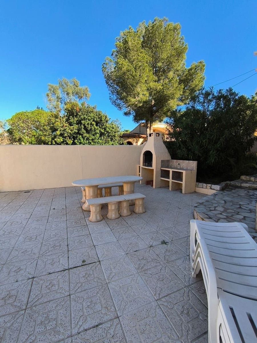 4 chambre Villa/Maison à vendre à Calpe / Calp avec piscine garage - 495 000 € (Ref: 9374924)