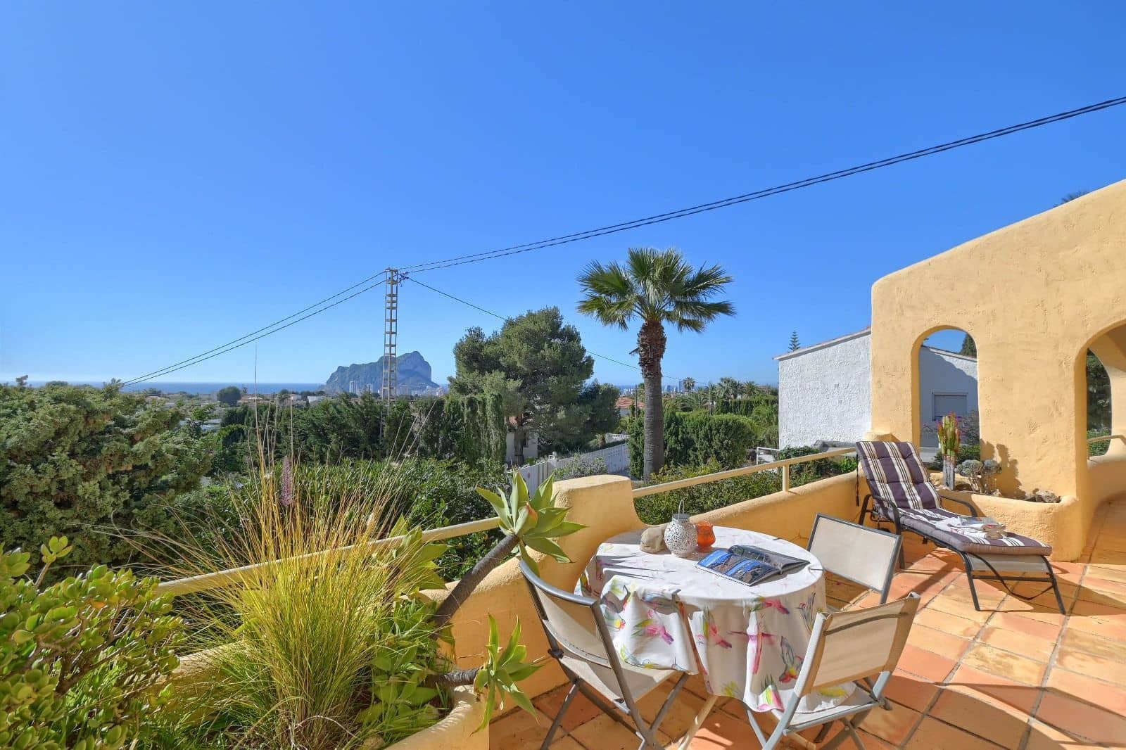 4 sovrum Villa till salu i Calpe / Calp med pool garage - 670 000 € (Ref: 9374925)