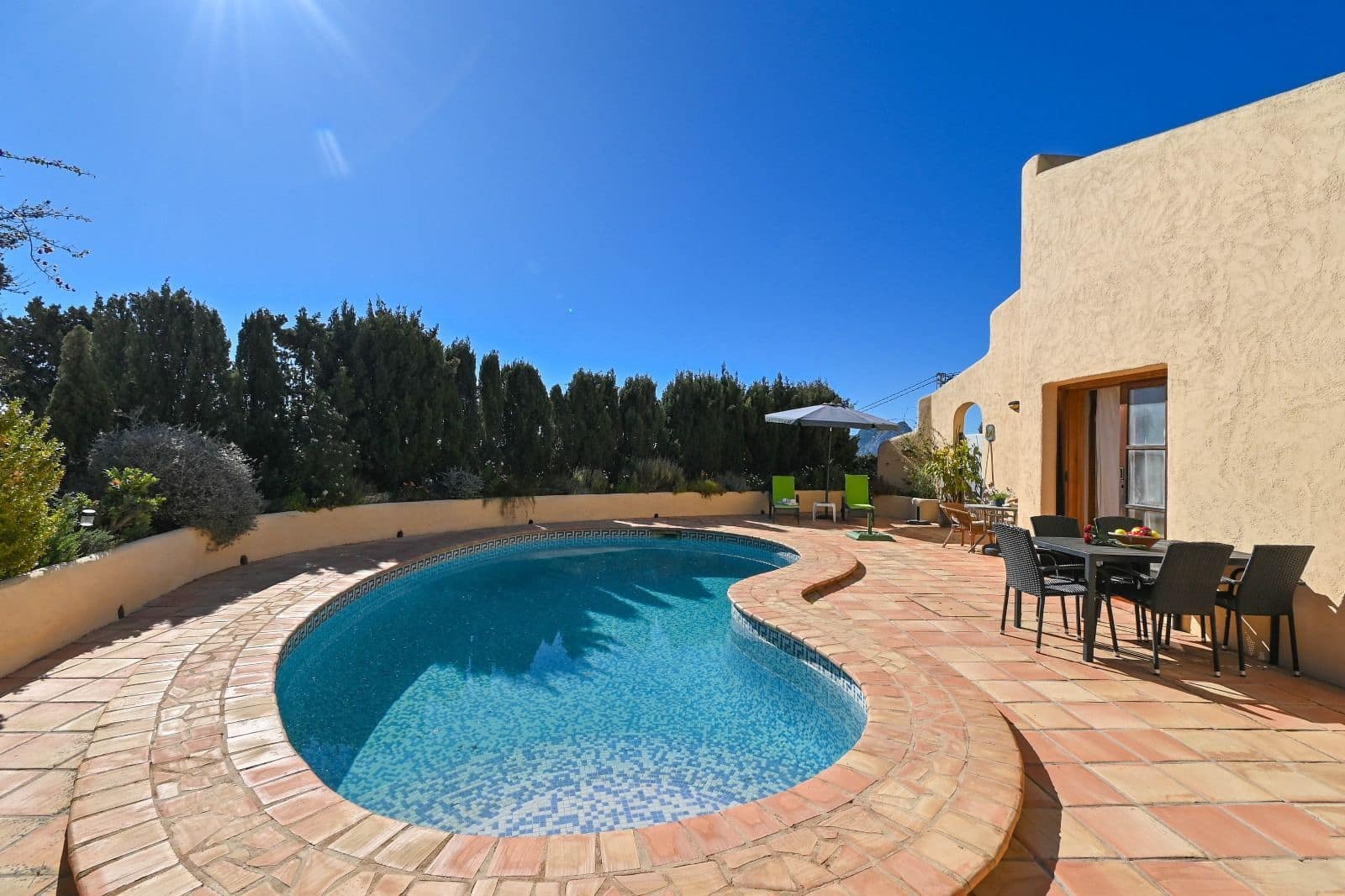 4 sovrum Villa till salu i Calpe / Calp med pool garage - 670 000 € (Ref: 9374925)