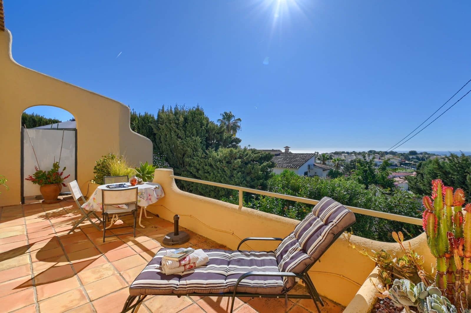 4 sovrum Villa till salu i Calpe / Calp med pool garage - 670 000 € (Ref: 9374925)