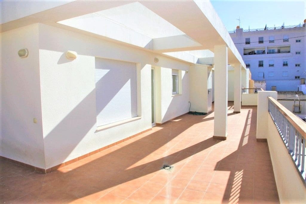 Ático de 3 habitaciones en Calpe / Calp en venta con garaje - 395.000 € (Ref: 9378668)