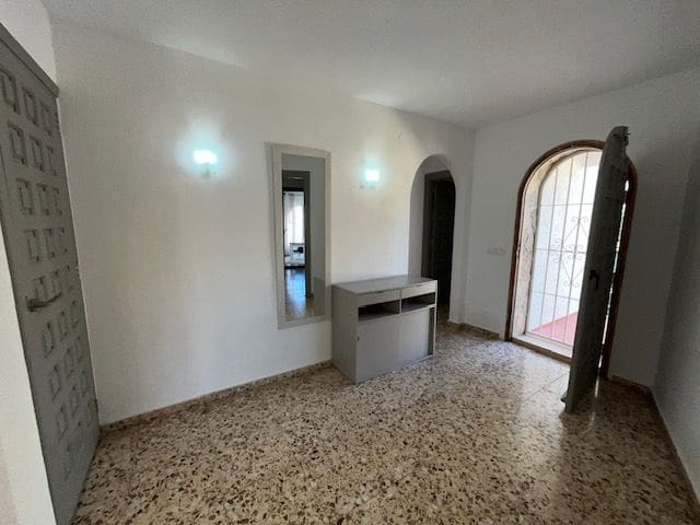 4 chambre Villa/Maison à vendre à Calpe / Calp avec garage - 590 000 € (Ref: 9385075)