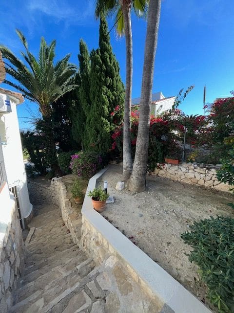 4 chambre Villa/Maison à vendre à Calpe / Calp avec garage - 590 000 € (Ref: 9385075)