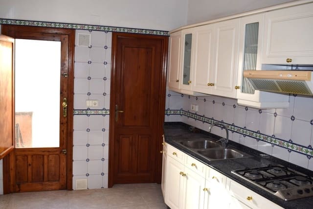 4 slaapkamer Huis te koop in Pueblo, Calpe / Calp - € 264.000 (Ref: 9406183)