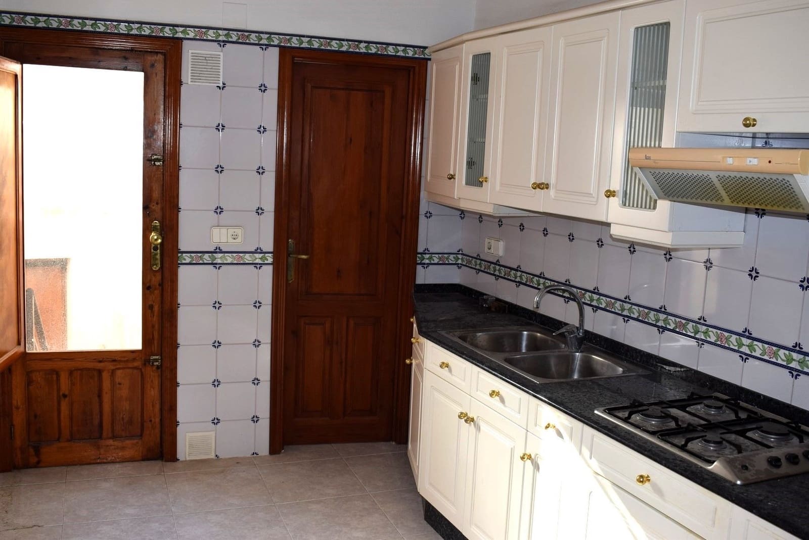 4 Zimmer Haus zu verkaufen in Calpe / Calp - 264.000 € (Ref: 9406183)