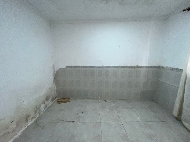 6 slaapkamer Huis te koop in Calpe / Calp - € 209.000 (Ref: 9406185)