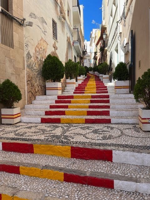 6 slaapkamer Huis te koop in Calpe / Calp - € 209.000 (Ref: 9406185)