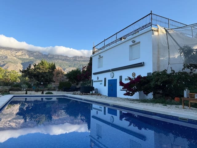 4 bedroom Finca/Country House for sale in Altea la Vella, Altea with pool garage - € 559,000 (Ref: 9523903)
