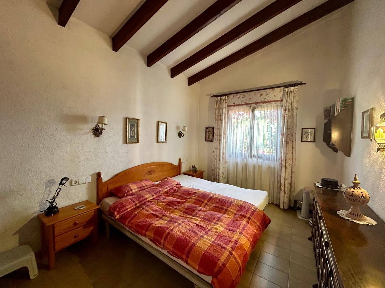 3 sypialnia Willa na sprzedaż w Calpe / Calp z basenem garażem - 450 000 € (Ref: 9540683)