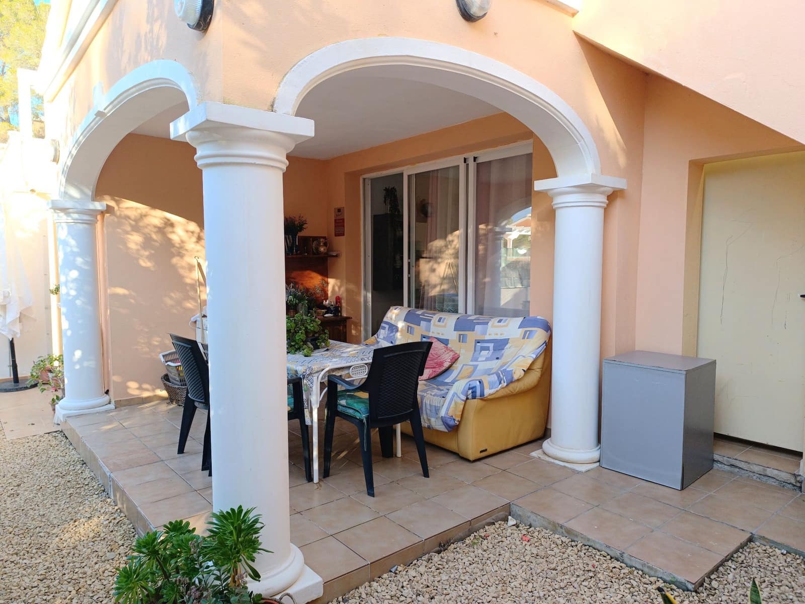 2 soveværelse Bungalow til salg i Calpe / Calp med swimmingpool garage - € 285.000 (Ref: 9685973)