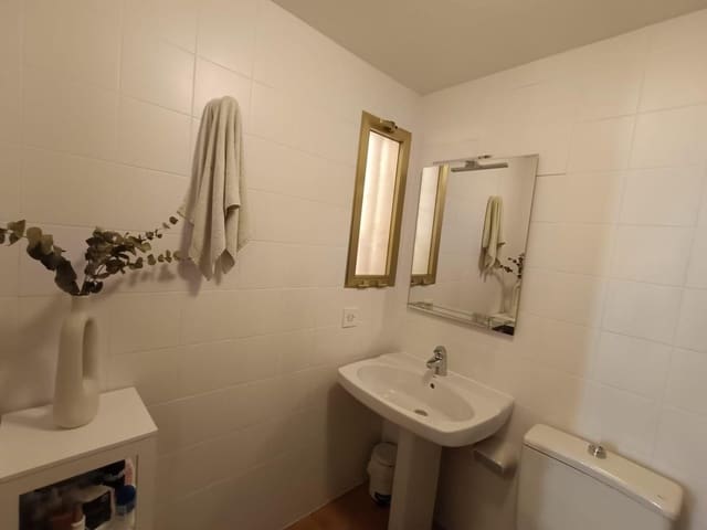 2 sovrum Lägenhet till salu i Calpe / Calp med garage - 224 950 € (Ref: 9772645)